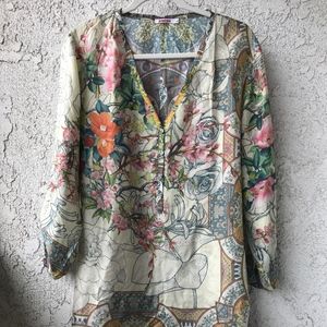 Johnny Was 100% silk Tunic size L flower pattern